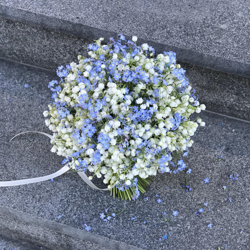Букет цветов незабудки - фото онлайн на вторсырье-м.рф